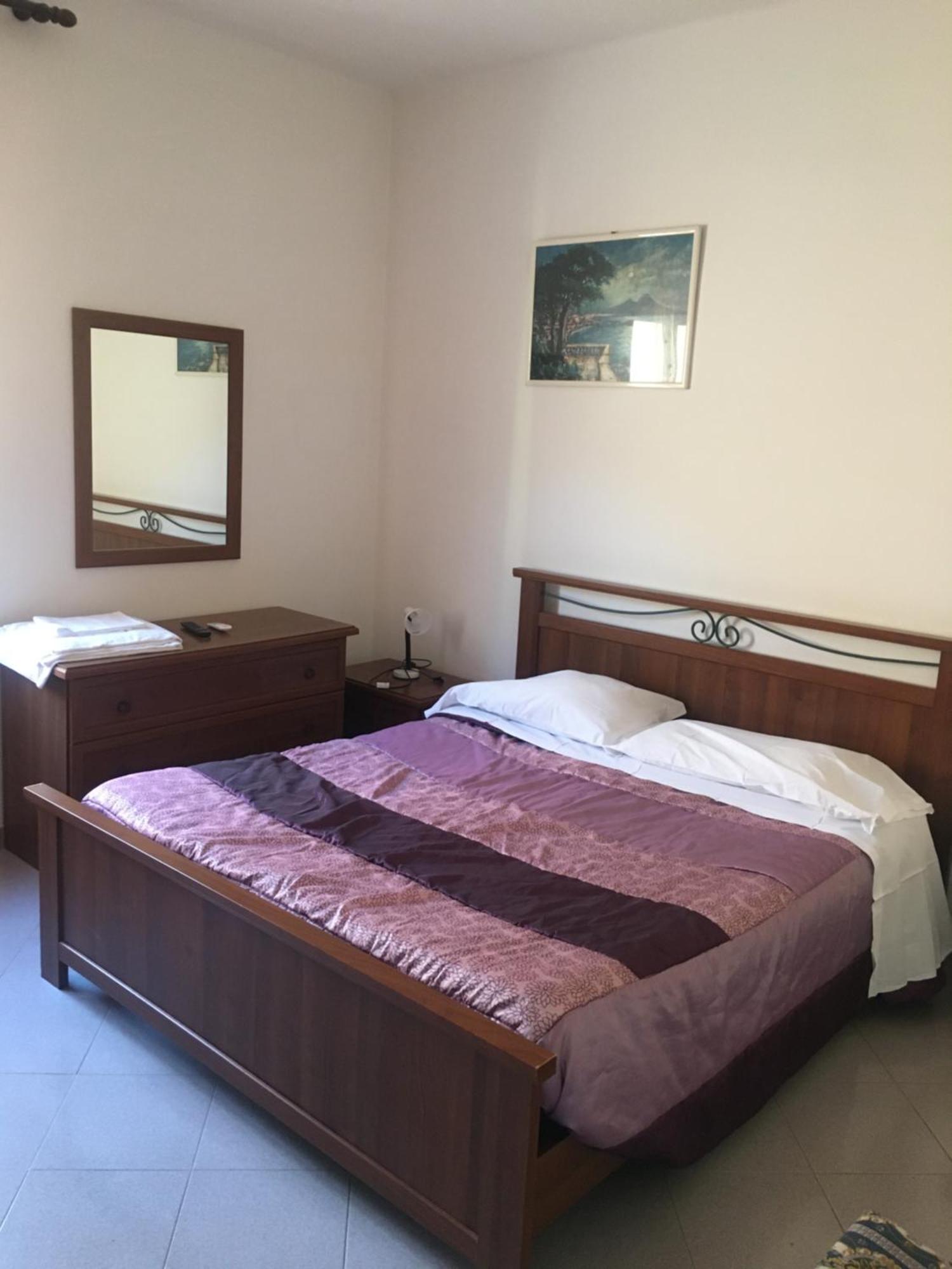 Appartamento Miramare, 2 Camere, Cucina, Bagno, Ventimiglia Buitenkant foto